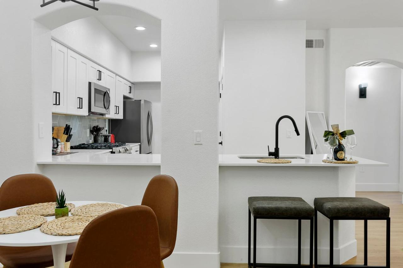 Cozysuites Glendale By The Stadium With Pool 10 מראה חיצוני תמונה